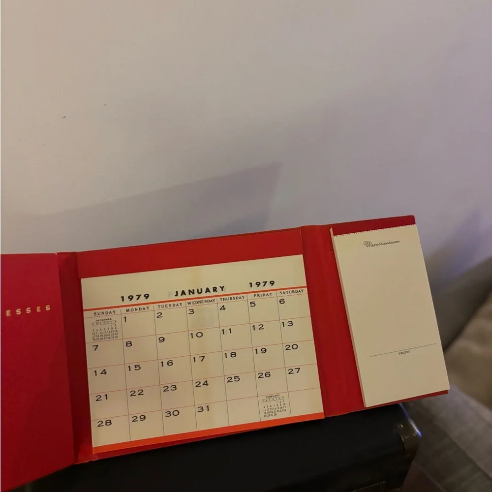 Vintage 1979 Calendar / Addresses / Memo Pad Book - never used!